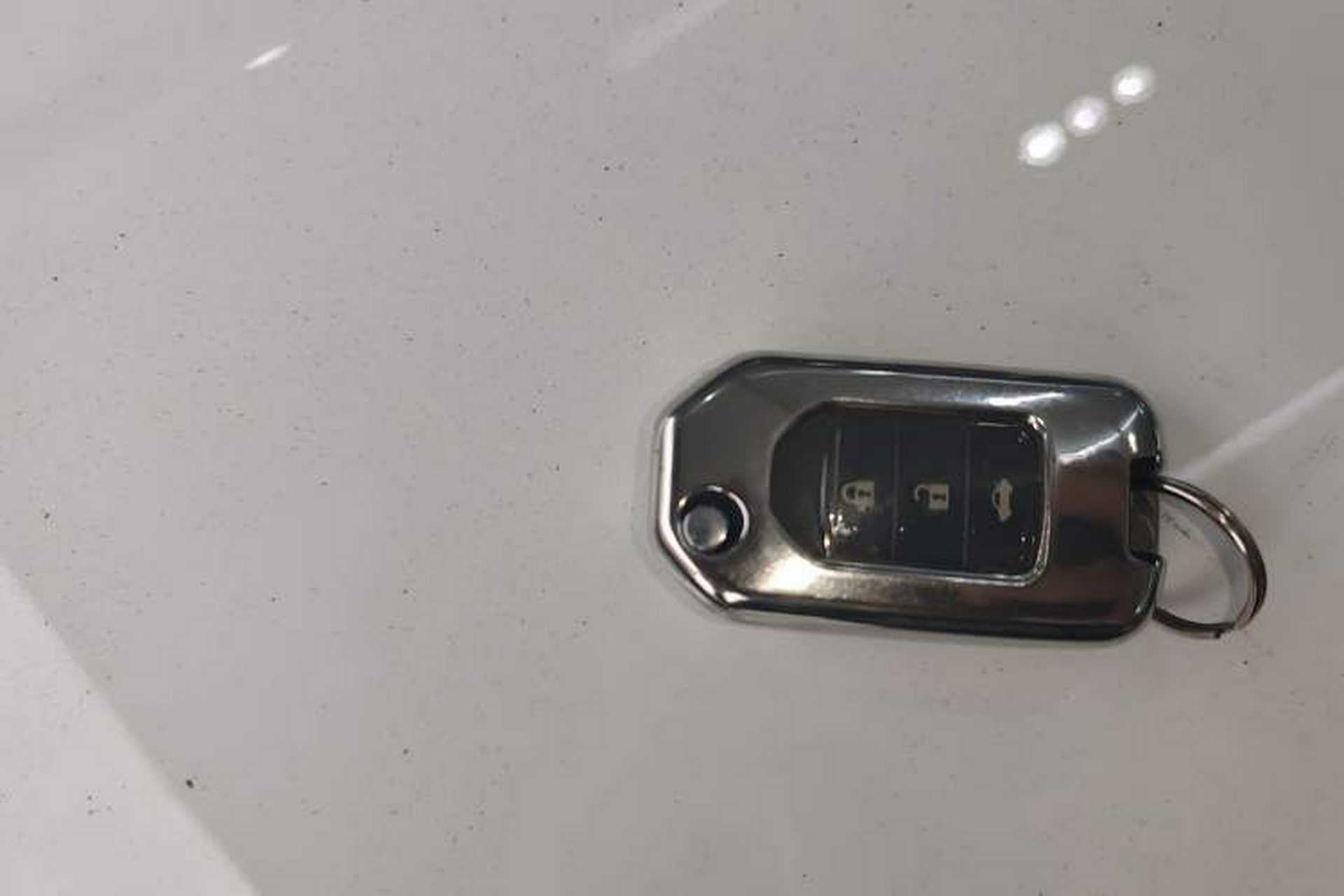 Used Honda Vezel 2015 1.8L CVT 2WD Elite Model Vehicle Key