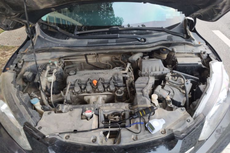 Used Honda Vezel 2016 1.8L CVT Front-Wheel Drive Pioneer Edition Engine Bay