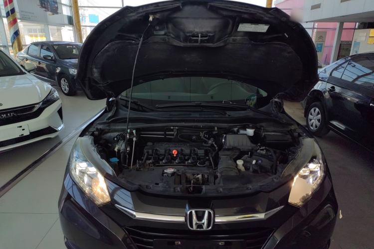 Used Honda Vezel 2016 1.8L CVT Front-Wheel Drive Pioneer Edition Engine Bay