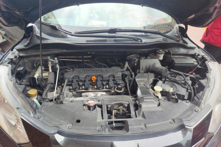 Used Honda Vezel 2016 1.8L CVT Front-Wheel Drive Pioneer Edition Engine Bay