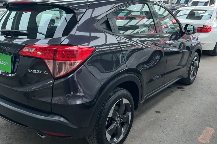 Used Honda Vezel 2016 1.8L CVT Front-Wheel Drive Pioneer Edition Exterior 3