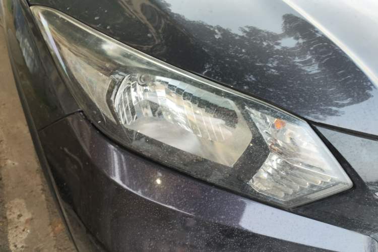Used Honda Vezel 2016 1.8L CVT Front-Wheel Drive Pioneer Edition Exterior 6