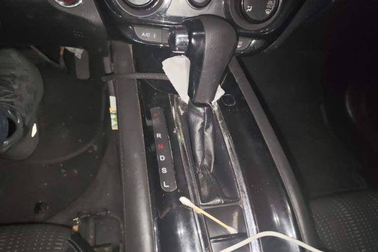 Used Honda Vezel 2016 1.8L CVT Front-Wheel Drive Pioneer Edition Gear Lever
