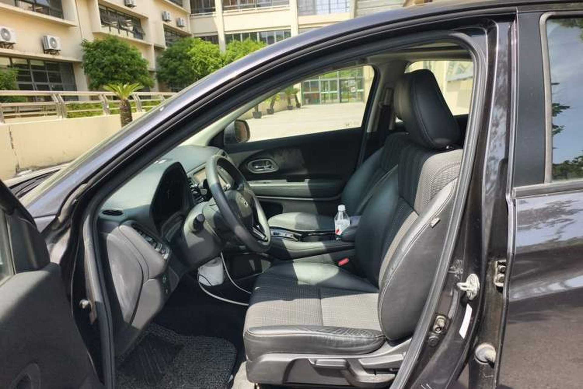 Used Honda Vezel 2016 1.8L CVT Front-Wheel Drive Pioneer Edition Left Front Seat