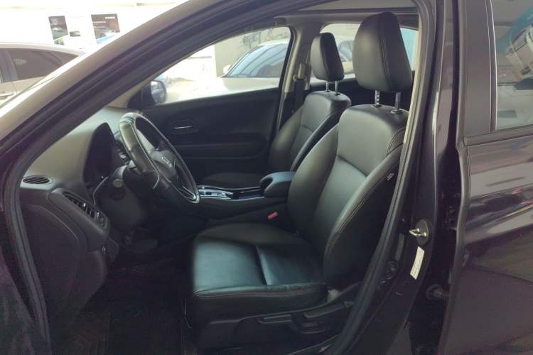 Used Honda Vezel 2016 1.8L CVT Front-Wheel Drive Pioneer Edition Left Front Seat
