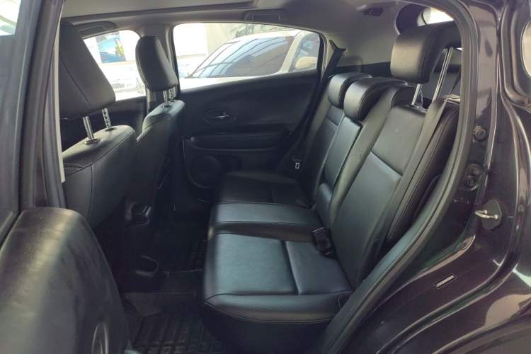 Used Honda Vezel 2016 1.8L CVT Front-Wheel Drive Pioneer Edition Left Rear Seat