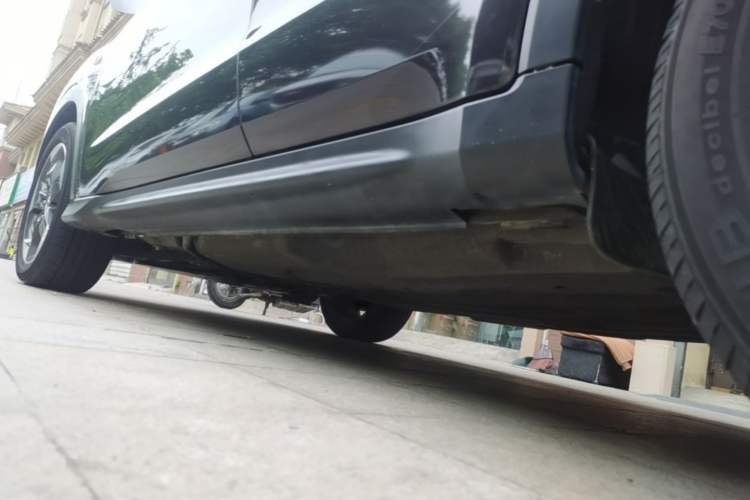 Used Honda Vezel 2016 1.8L CVT Front-Wheel Drive Pioneer Edition Left Side Sill