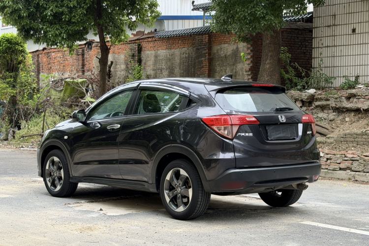Used Honda Vezel 2016 1.8L CVT Front-Wheel Drive Pioneer Edition Rear Left 45 Deg