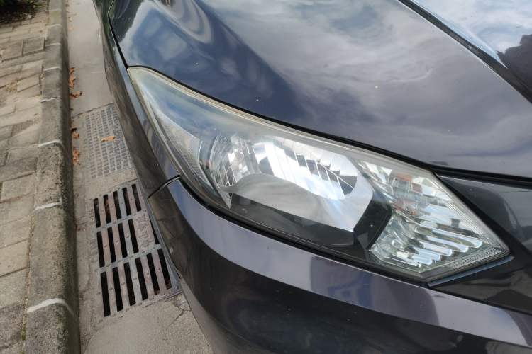 Used Honda Vezel 2016 1.8L CVT Front-Wheel Drive Pioneer Edition Right Front Headlight