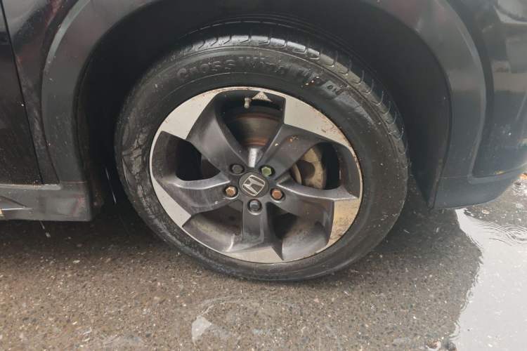 Used Honda Vezel 2016 1.8L CVT Front-Wheel Drive Pioneer Edition Right Front Wheel Hub