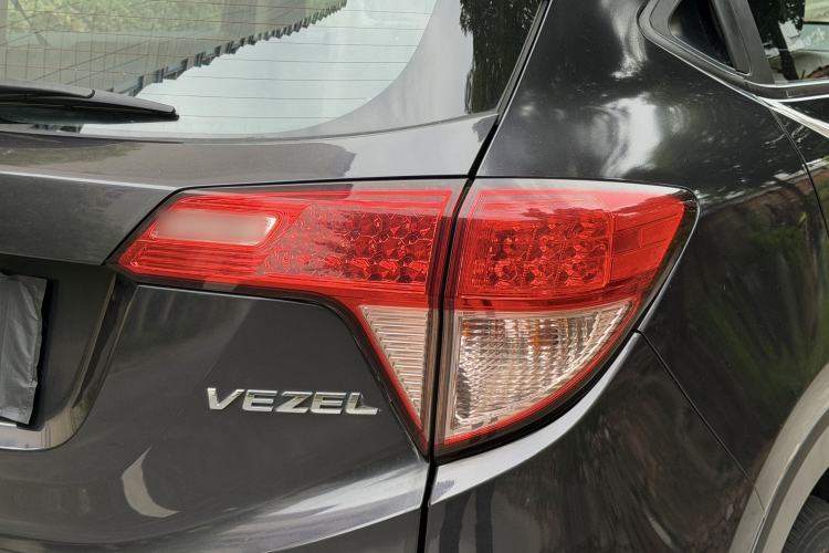 Used Honda Vezel 2016 1.8L CVT Front-Wheel Drive Pioneer Edition Right Rear Taillight