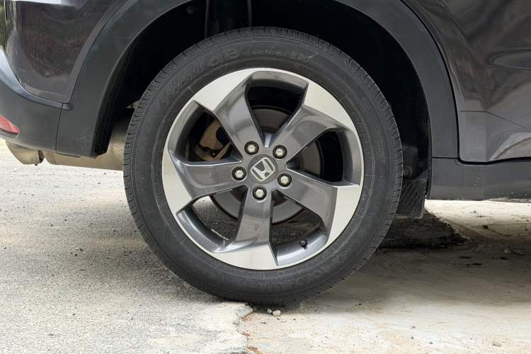 Used Honda Vezel 2016 1.8L CVT Front-Wheel Drive Pioneer Edition Right Rear Wheel Hub