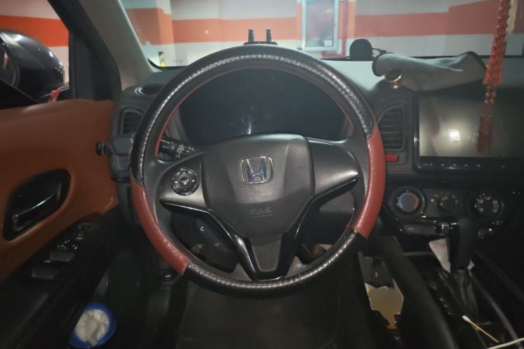Used Honda Vezel 2016 1.8L CVT Front-Wheel Drive Pioneer Edition Steering Wheel
