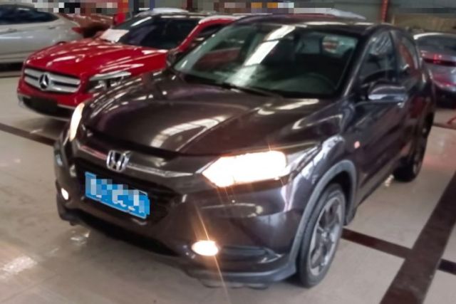 Used Honda Vezel 2016 1.8L CVT Front-Wheel Drive Pioneer Edition