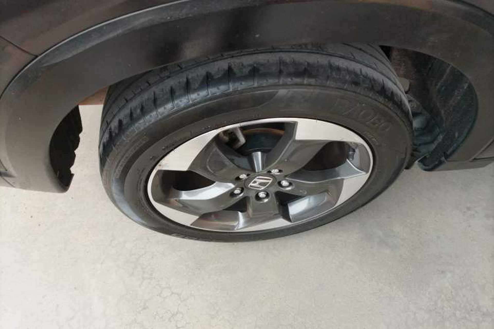Used Honda Vezel 2016 1.8L CVT Front-Wheel Drive Pioneer Edition Exterior 8