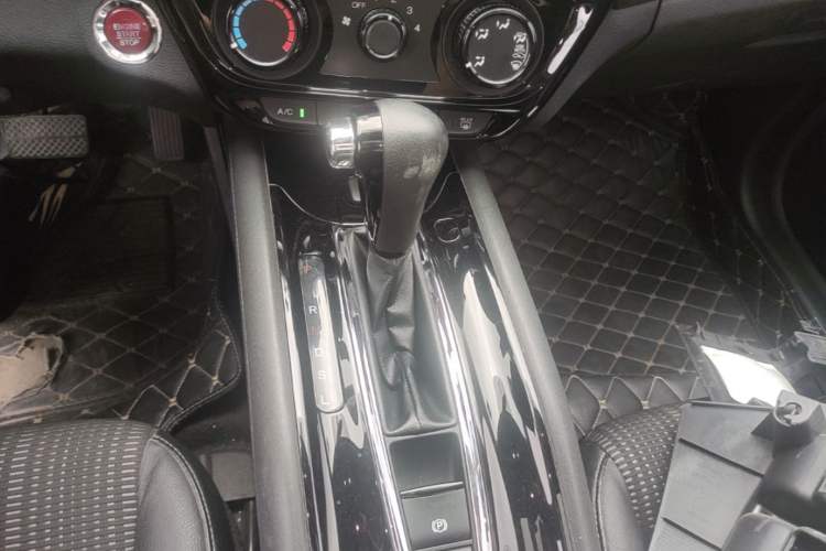 Used Honda Vezel 2016 1.8L CVT Front-Wheel Drive Pioneer Edition Gear Lever