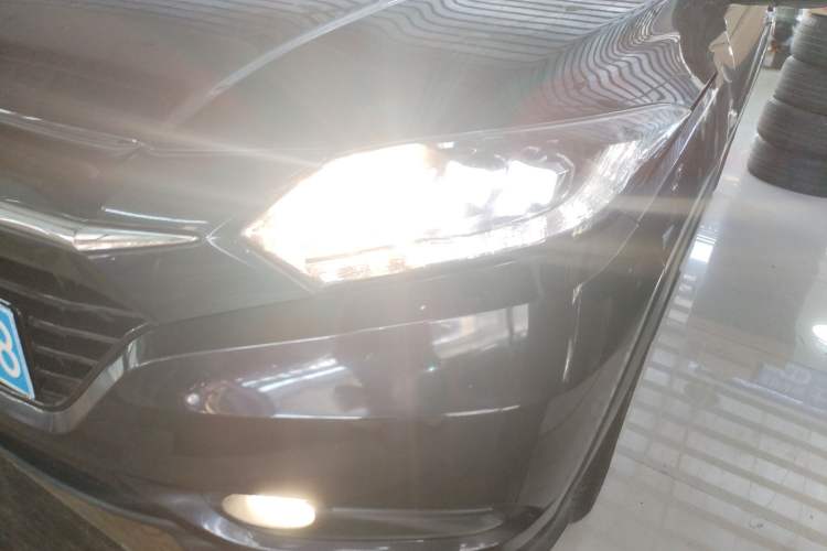 Used Honda Vezel 2016 1.8L CVT Front-Wheel Drive Pioneer Edition Left Front Headlight