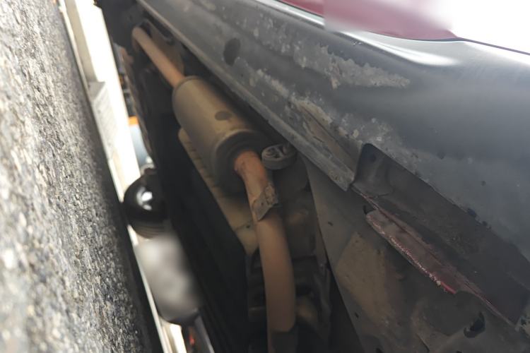 Used Honda Vezel 2016 1.8L CVT Front-Wheel Drive Pioneer Edition Chassis Front Right