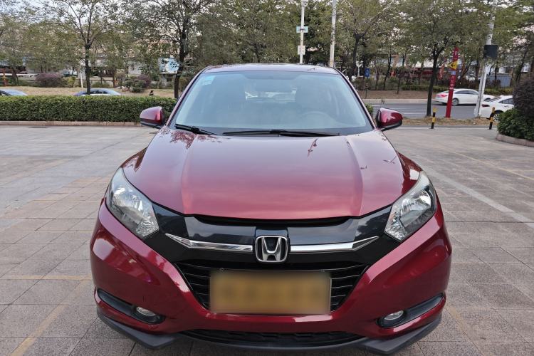 Used Honda Vezel 2016 1.8L CVT Front-Wheel Drive Pioneer Edition Exterior 1