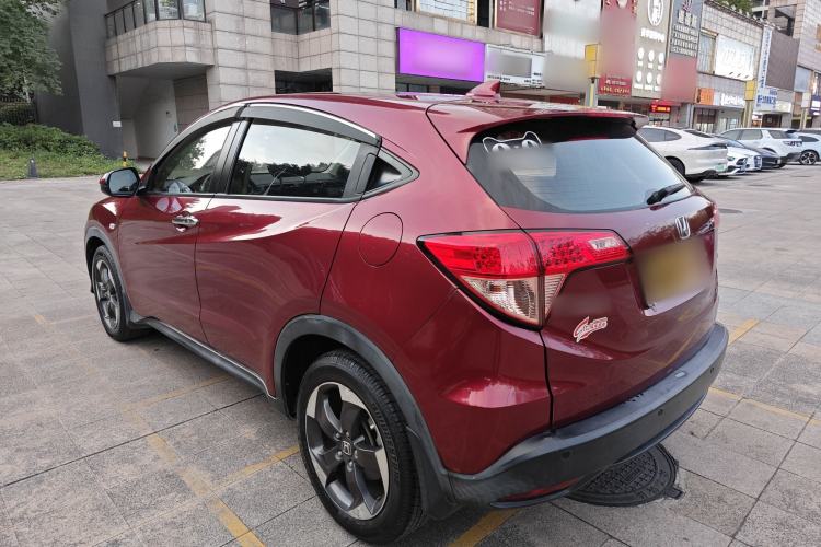 Used Honda Vezel 2016 1.8L CVT Front-Wheel Drive Pioneer Edition Exterior 5
