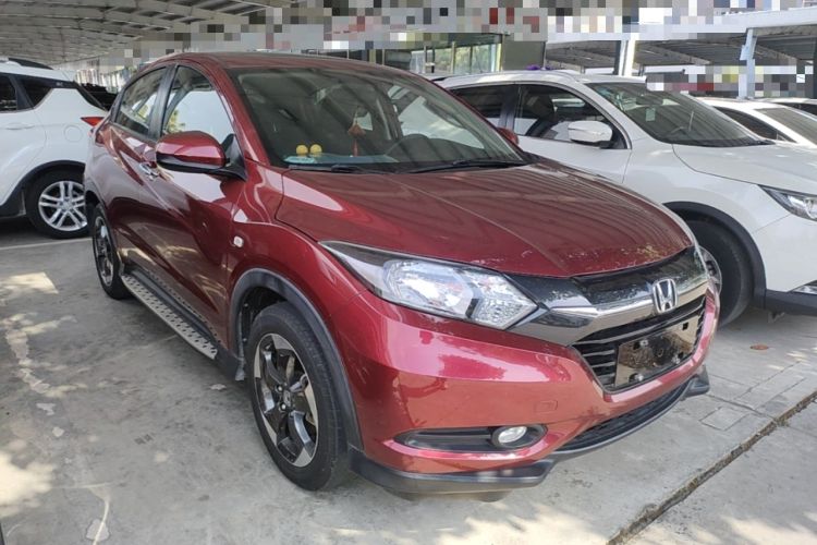 Used Honda Vezel 2016 1.8L CVT Front-Wheel Drive Pioneer Edition Front Right 45 Deg