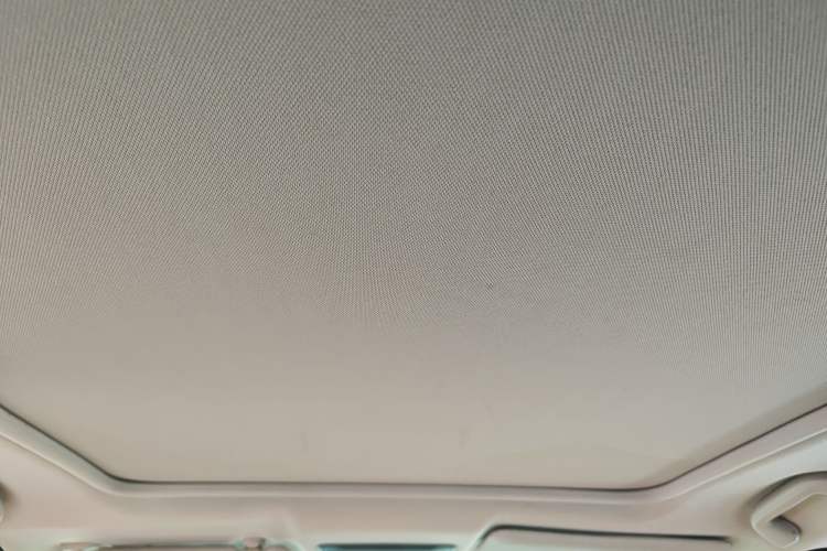 Used Honda Vezel 2016 1.8L CVT Front-Wheel Drive Pioneer Edition Headliner