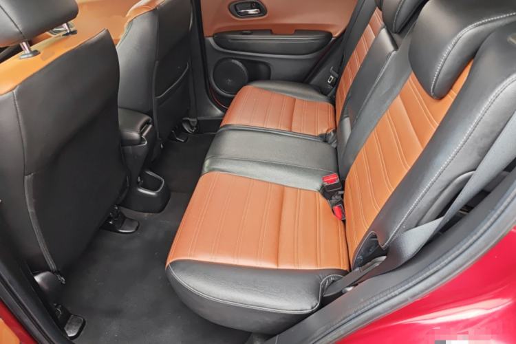 Used Honda Vezel 2016 1.8L CVT Front-Wheel Drive Pioneer Edition Left Rear Seat