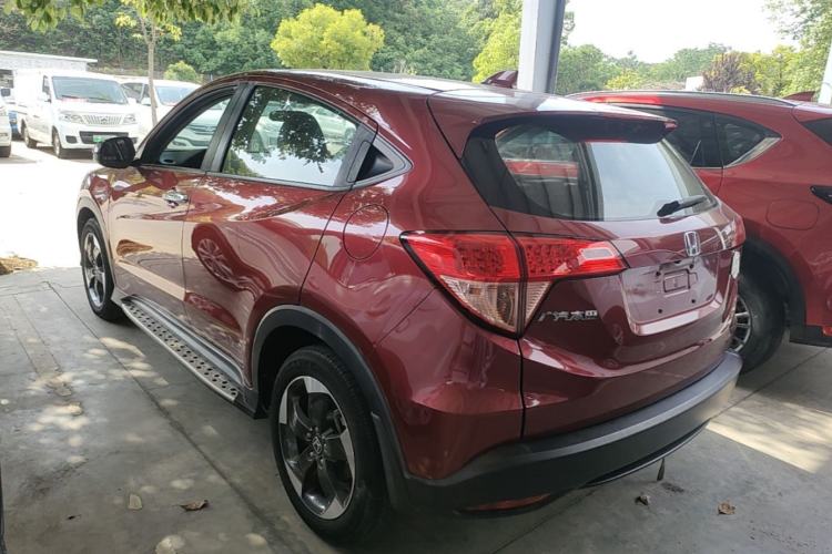 Used Honda Vezel 2016 1.8L CVT Front-Wheel Drive Pioneer Edition Rear Left 45 Deg