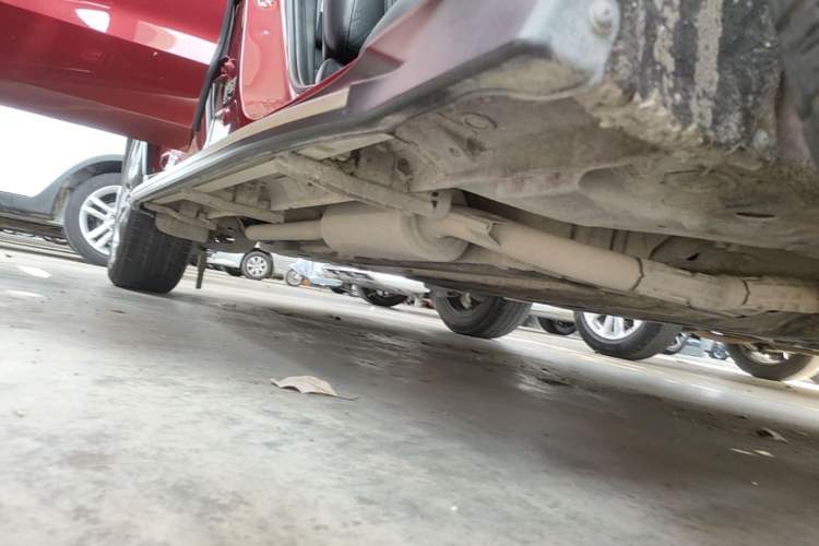 Used Honda Vezel 2016 1.8L CVT Front-Wheel Drive Pioneer Edition Right Side Sill