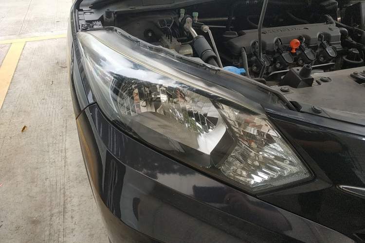 Used Honda Vezel 2016 1.8L CVT Front-Wheel Drive Pioneer Edition Right Front Headlight