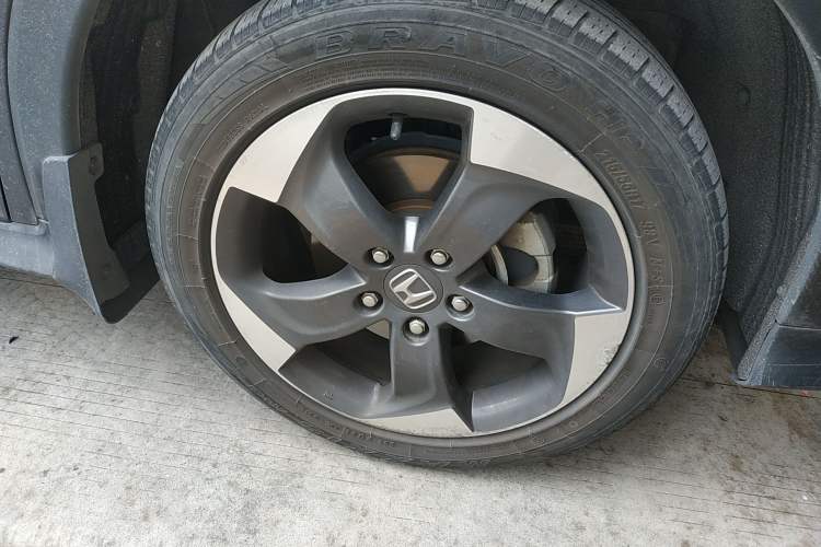 Used Honda Vezel 2016 1.8L CVT Front-Wheel Drive Pioneer Edition Right Front Wheel Hub
