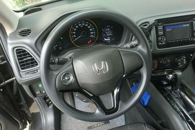 Used Honda Vezel 2016 1.8L CVT Front-Wheel Drive Pioneer Edition Steering Wheel