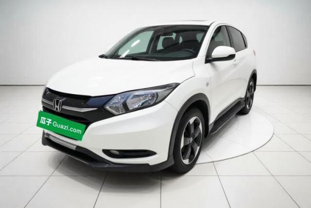 Ojetý Honda Vezel 2016 1.8L CVT Front-Wheel Drive Pioneer Edition