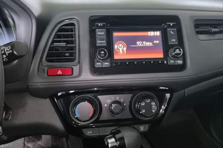 Used Honda Vezel 2016 1.8L CVT Front-Wheel Drive Pioneer Edition Audio And AC Panel