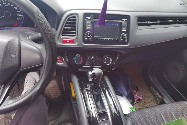 Used Honda Vezel 2016 1.8L CVT Front-Wheel Drive Pioneer Edition Audio And AC Panel