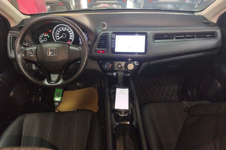 Used Honda Vezel 2016 1.8L CVT Front-Wheel Drive Pioneer Edition Center Console
