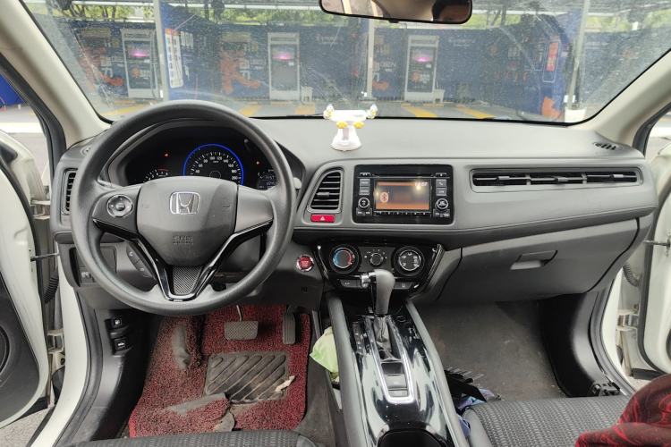 Used Honda Vezel 2016 1.8L CVT Front-Wheel Drive Pioneer Edition Center Console