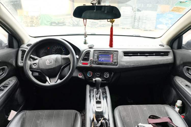 Used Honda Vezel 2016 1.8L CVT Front-Wheel Drive Pioneer Edition Center Console