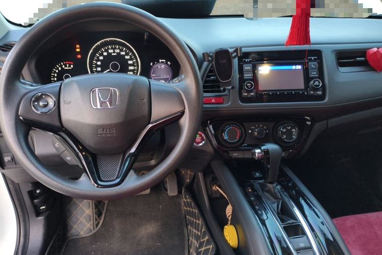 Used Honda Vezel 2016 1.8L CVT Front-Wheel Drive Pioneer Edition Center Console