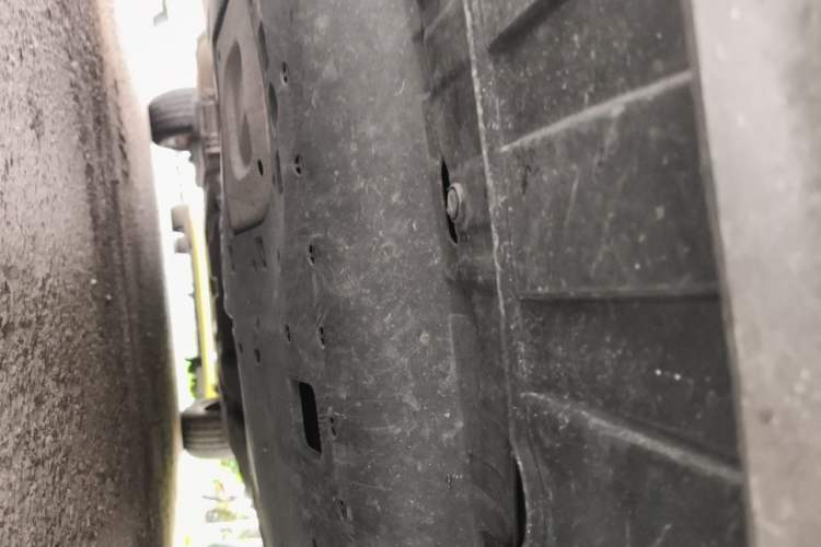 Used Honda Vezel 2016 1.8L CVT Front-Wheel Drive Pioneer Edition Chassis Front