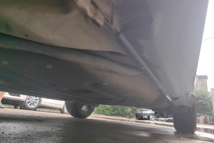 Used Honda Vezel 2016 1.8L CVT Front-Wheel Drive Pioneer Edition Chassis Front Left