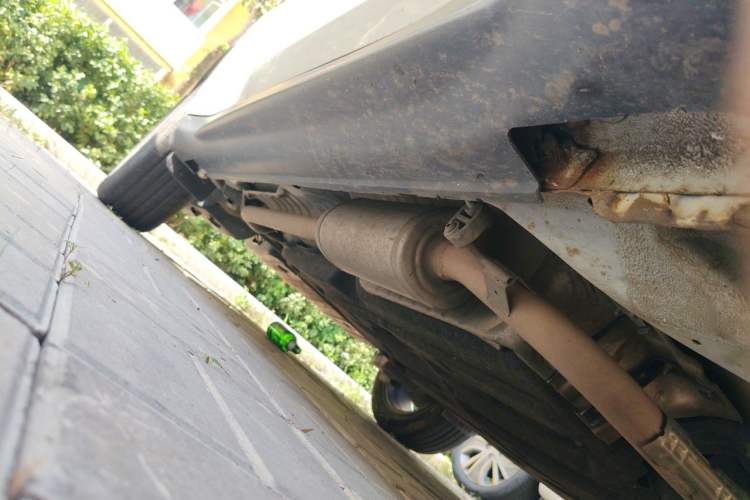 Used Honda Vezel 2016 1.8L CVT Front-Wheel Drive Pioneer Edition Chassis Front Right