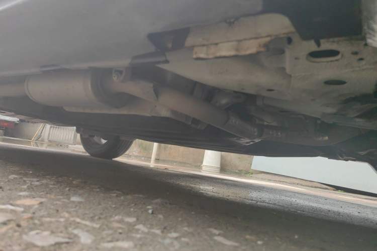 Used Honda Vezel 2016 1.8L CVT Front-Wheel Drive Pioneer Edition Chassis Front Right