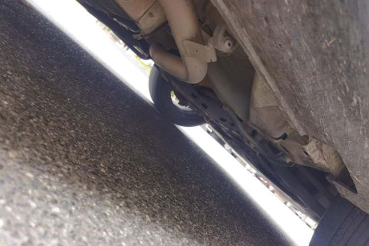 Used Honda Vezel 2016 1.8L CVT Front-Wheel Drive Pioneer Edition Chassis Front Right