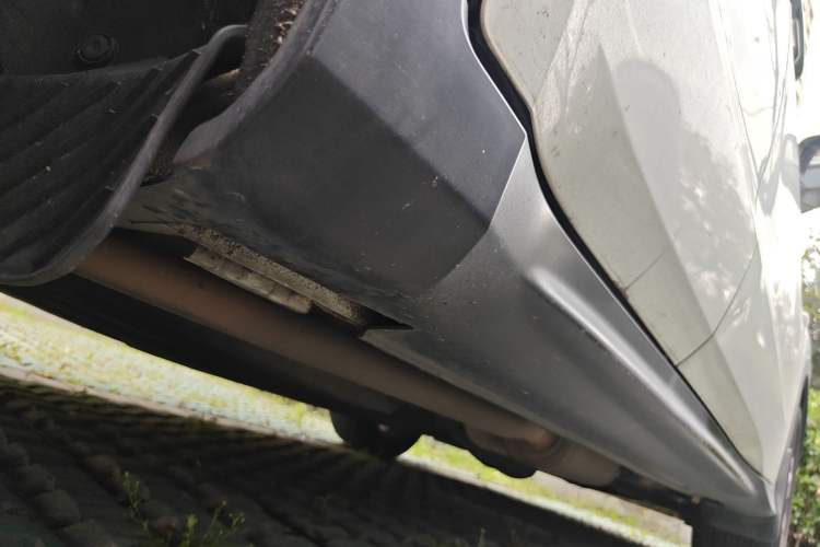 Used Honda Vezel 2016 1.8L CVT Front-Wheel Drive Pioneer Edition Chassis Rear Right