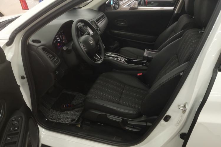Used Honda Vezel 2016 1.8L CVT Front-Wheel Drive Pioneer Edition Driver Seat