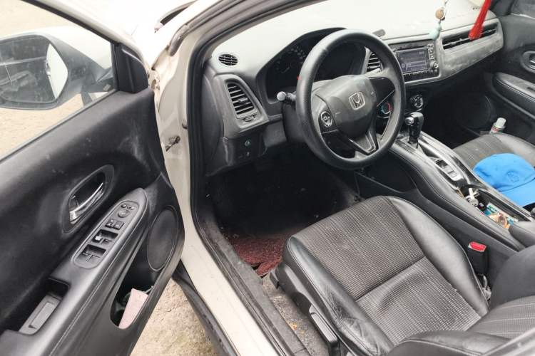 Used Honda Vezel 2016 1.8L CVT Front-Wheel Drive Pioneer Edition Driver Seat