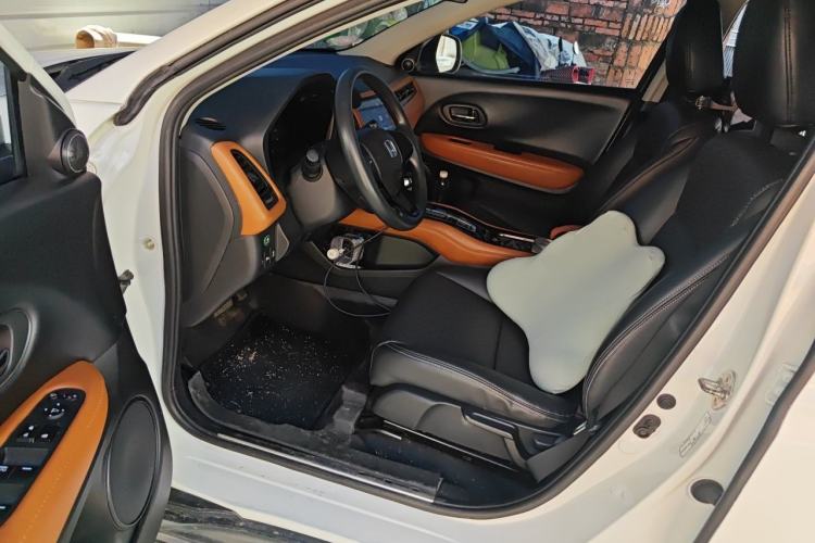 Used Honda Vezel 2016 1.8L CVT Front-Wheel Drive Pioneer Edition Driver Seat