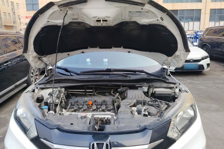 Used Honda Vezel 2016 1.8L CVT Front-Wheel Drive Pioneer Edition Engine Bay