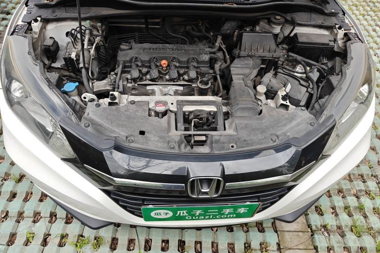 Used Honda Vezel 2016 1.8L CVT Front-Wheel Drive Pioneer Edition Engine Bay